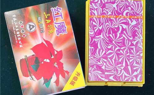 文化传承与多元价值：双湖纸牌的现代发展与应用探索